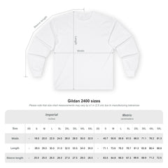 Gildan 2400 size chart for a white sweatshirt with measurements in inches and centimeters.